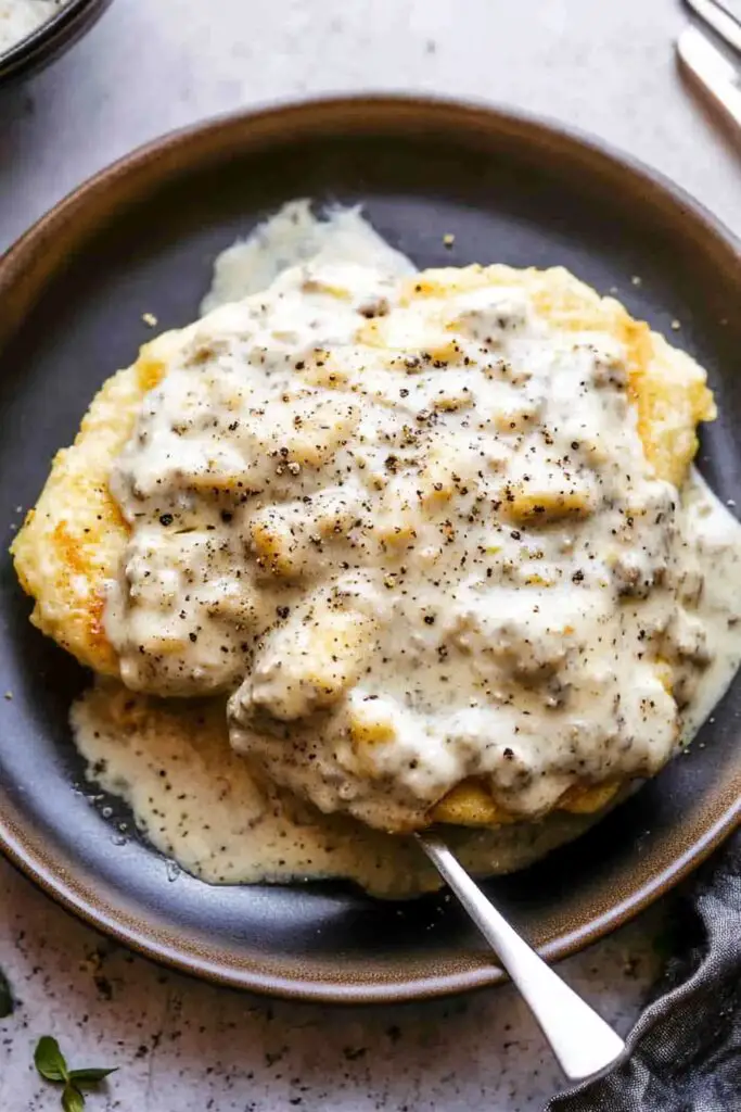 Sausage Gravy and Biscuits 